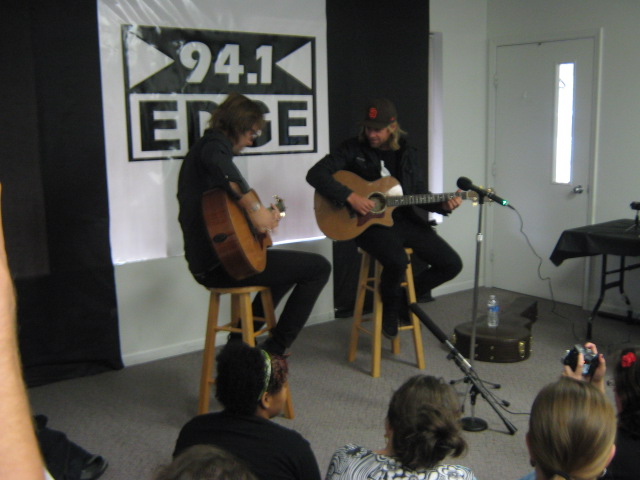 Switchfoot Performs at 'Edge Live'