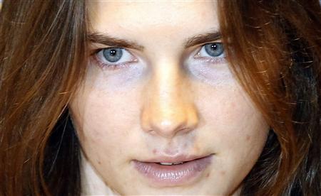 Amanda Knox arrives in court for her appeal trial session in Perugia Amanda Knox arrives in court for her appeal trial session in Perugia
