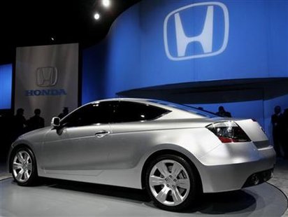 Honda Accord coupe concept vehicle is introduced in Detroit Honda Accord coupe concept vehicle is introduced in Detroit