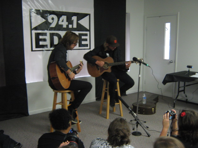 Switchfoot Performs at 'Edge Live'