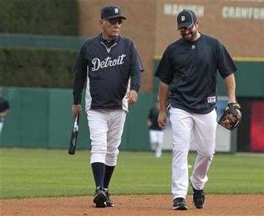 Detroit Tigers manager Jim Leyland and Alex Avila talk before their MLB American League baseball game against the Baltimore Orioles in Detro Detroit Tigers manager Jim Leyland and Alex Avila talk before their MLB American League baseball game against the Baltimore Orioles in Detro