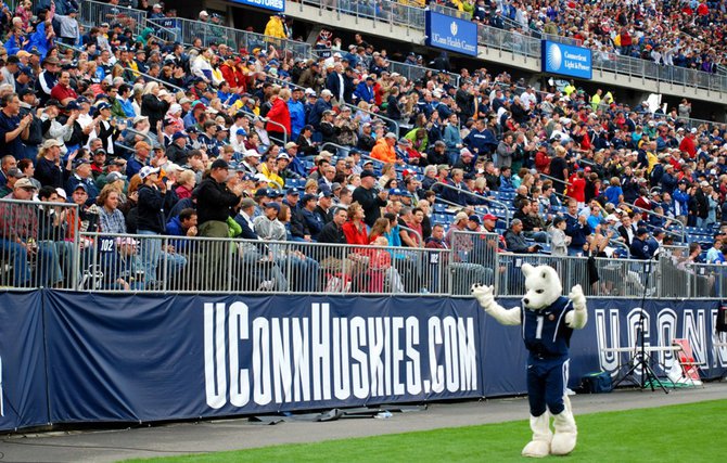 Shots from Western Michigan's 38-31 victory over UConn - Oct 1, 2011. Photos by Sean Patrick Duross.