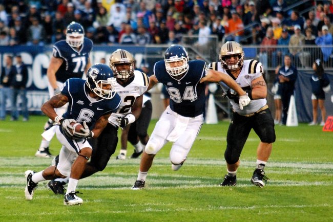 Shots from Western Michigan's 38-31 victory over UConn - Oct 1, 2011.  Photos by Sean Patrick Duross.