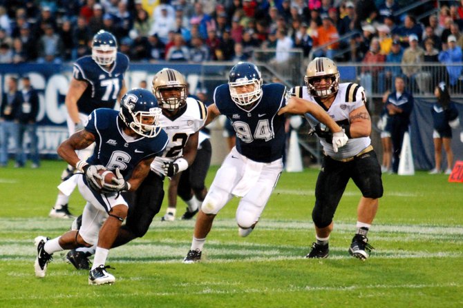 Shots from Western Michigan's 38-31 victory over UConn - Oct 1, 2011. Photos by Sean Patrick Duross.