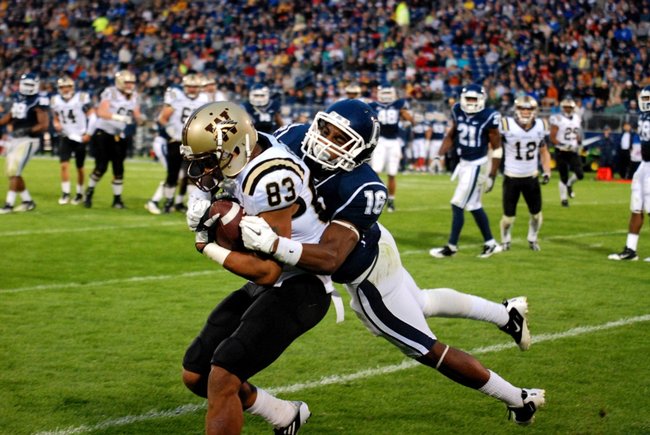 Shots from Western Michigan's 38-31 victory over UConn - Oct 1, 2011.  Photos by Sean Patrick Duross.