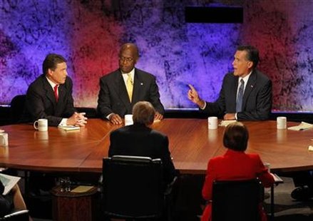 Republican presidential hopefuls participate in a debate in New ...