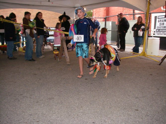 23rd Annual Costume Contest for Dogs 10/28/2011
