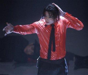 MICHAEL JACKSON PERFORMS AT "AMERICAN BANDSTAND'S 50TH...A CELEBRATION" TAPING. MICHAEL JACKSON PERFORMS AT "AMERICAN BANDSTAND'S 50TH...A CELEBRATION" TAPING.