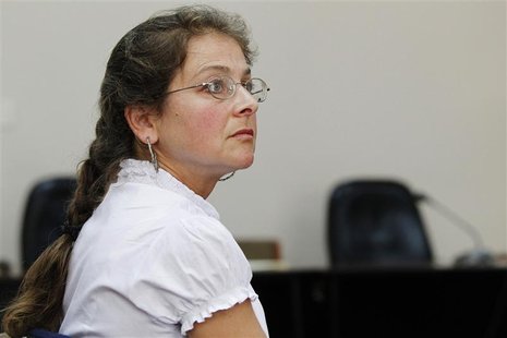 U.S. citizen Lori Berenson attends a hearing which reviews her parole at an anti-terrorism court in Lima U.S. citizen Lori Berenson attends a hearing which reviews her parole at an anti-terrorism court in Lima