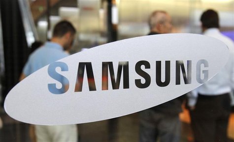 Foreign visitors look around at a showroom displaying Samsung Electronics' products at the company's headquarters in Seoul Foreign visitors look around at a showroom displaying Samsung Electronics' products at the company's headquarters in Seoul
