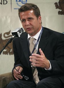 Senior ATP official Brad Drewett speaks to reporters during the ATP Thailand Open in Bangkok Senior ATP official Brad Drewett speaks to reporters during the ATP Thailand Open in Bangkok