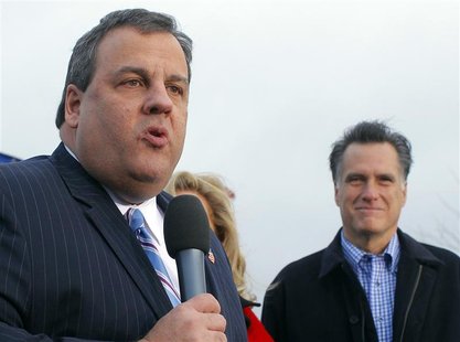 New Jersey Governor Christie introduces Republican presidential candidate and former Massachusetts Governor Romney at a campaign rally in We New Jersey Governor Christie introduces Republican presidential candidate and former Massachusetts Governor Romney at a campaign rally in We