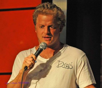 Skyler Stone performing at a comedy club says he may have played a role in the capture of the alleged LA arsonist. Skyler Stone performing at a comedy club says he may have played a role in the capture of the alleged LA arsonist.