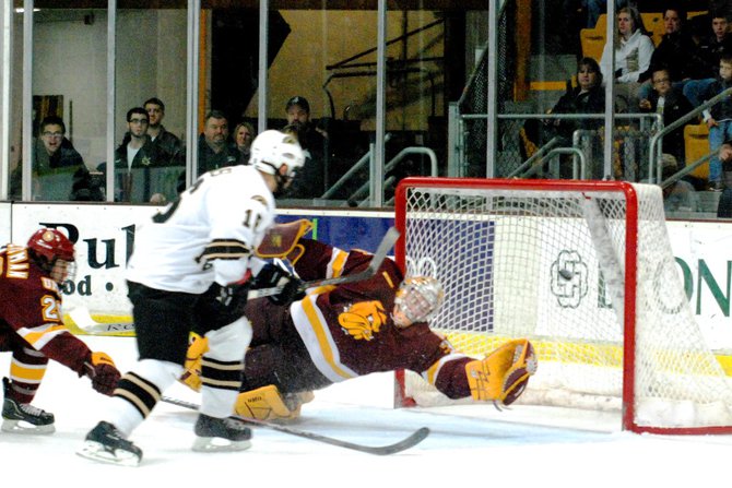 The #8 Broncos host #1 Minnesota-Duluth, 01/06/12. The Bulldogs prevailed 4-1. Photos by Sean Patrick Duross.