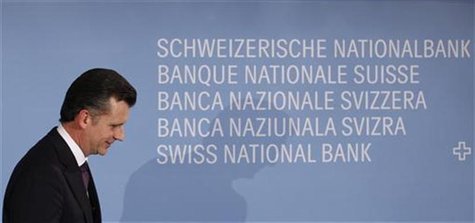 Swiss National Bank Chairman Hildebrand leaves after news conference in Zurich Swiss National Bank Chairman Hildebrand leaves after news conference in Zurich