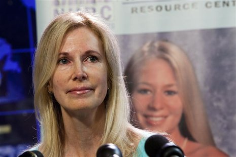 Beth Holloway, whose daughter Natalee disappeared five years ago in Aruba, speaks at the launch of the Natalee Holloway Resource Center in W Beth Holloway, whose daughter Natalee disappeared five years ago in Aruba, speaks at the launch of the Natalee Holloway Resource Center in W