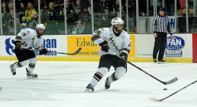 #10 Western Michigan hosts #3 Notre Dame, 01/14/12. The Broncos defeated the Irish 3-1. Photos by Sean Patrick Duross.