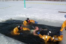 Polar Bear Splash At Tip Up Polar Bear Splash At Tip Up