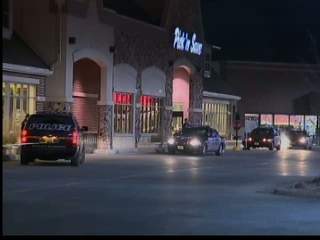 Neenah police investigate robbery of Pick n' Save at Fox Point Plaza on February 7, 2011. (courtesy of FOX 11).