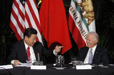 Chinese VP Xi and his U.S. counterpart Biden address a meeting with governors and Chinese provincial officials in Los Angeles Chinese VP Xi and his U.S. counterpart Biden address a meeting with governors and Chinese provincial officials in Los Angeles