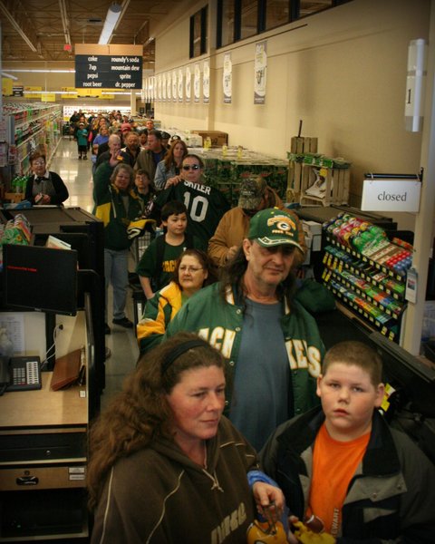 The short line to meet Mason Crosby