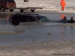 A vehicle is seen submerged in Lake Winnebago, February 25, 2012. (courtesy of FOX 11) A vehicle is seen submerged in Lake Winnebago, February 25, 2012. (courtesy of FOX 11)