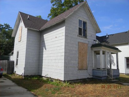 Foreclosed home at 342 S. River Ave., Holland Foreclosed home at 342 S. River Ave., Holland
