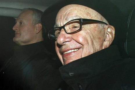 News Corp Chief Executive and Chairman Murdoch arrives in central London News Corp Chief Executive and Chairman Murdoch arrives in central London