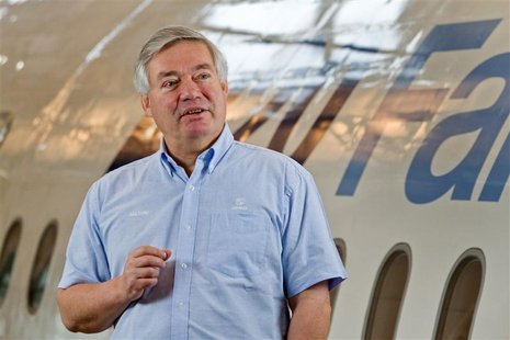 Airbus sales chief John Leahy poses during a photo session at Airbus head office in Blagnac near Toulouse Airbus sales chief John Leahy poses during a photo session at Airbus head office in Blagnac near Toulouse
