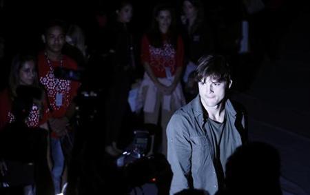 Ashton Kutcher Ashton Kutcher