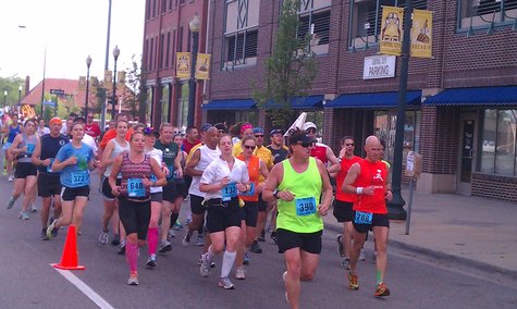 Runners in the Kalamazoo Marathon 2012 Runners in the Kalamazoo Marathon 2012