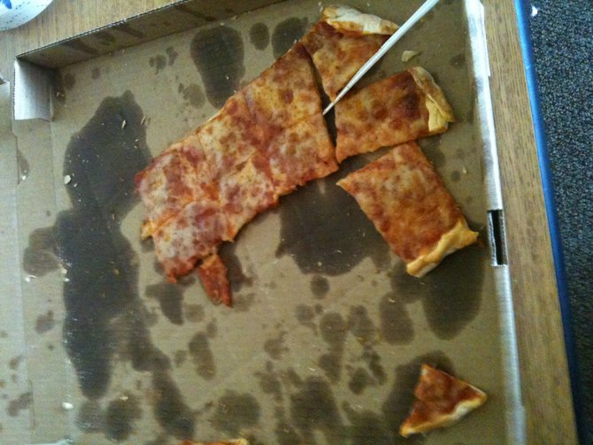 The kids chowed down on the Sammy's Pizza. The general consensus form the 5th graders- it's the best pizza ever, period. We agree.