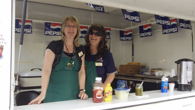 The snack bar team is all smiles! ~TS