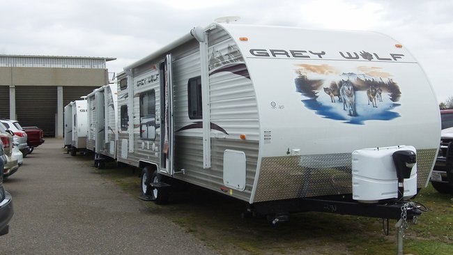 Plenty of nice campers to choose from, and just in time for summer! ~TS