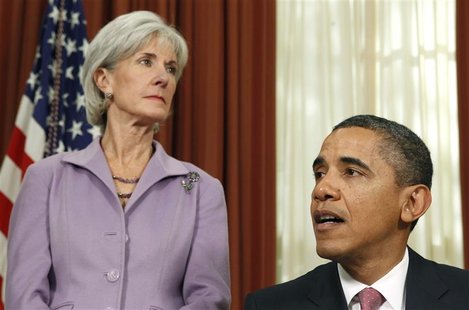 U.S. President Barack Obama speaks before signing an executive order directing the Food and Drug Administration (FDA) to take action to help U.S. President Barack Obama speaks before signing an executive order directing the Food and Drug Administration (FDA) to take action to help