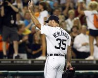 Justin Verlander fell 2 outs short of his 3rd career no-hitter, shutting out the Pittsburgh Pirates at home 6-0