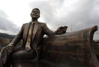 A statue of Ronald Reagan, the 40th U.S. president, is seen in Tbilisi November 23, 2011. REUTERS/David Mdzinarishvili