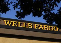 A Wells Fargo bank is seen in Del Mar, California January 17, 2012. REUTERS/Mike Blake