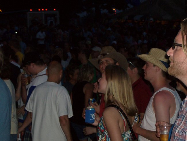 Fans loving some Diamond Rio