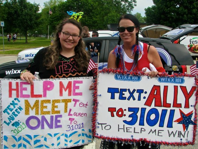 March to Meet One Direction - contestants Lauren & Ally