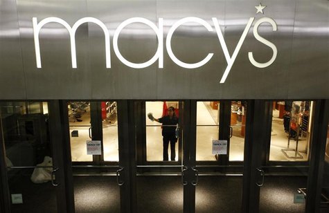 A worker cleans windows at a Macy's store in Arlington, VA, February 21, 2012. REUTERS/Kevin Lamarque A worker cleans windows at a Macy's store in Arlington, VA, February 21, 2012. REUTERS/Kevin Lamarque