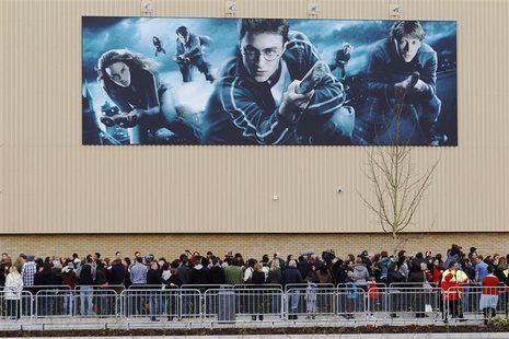 Fans wait to see actors from the Harry Potter films at the opening of the Warner Brothers Studio Tour- The Making of Harry Potter near Watfo Fans wait to see actors from the Harry Potter films at the opening of the Warner Brothers Studio Tour- The Making of Harry Potter near Watfo