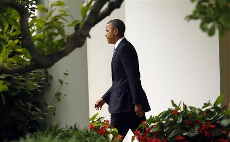 U.S. President Barack Obama departs the White House in Washington June 25, 2012. REUTERS/Kevin Lamarque U.S. President Barack Obama departs the White House in Washington June 25, 2012. REUTERS/Kevin Lamarque