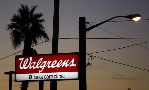 A sign for a Walgreens store is seen in Belle Glade, Florida January 6, 2010. REUTERS/Carlos Barria A sign for a Walgreens store is seen in Belle Glade, Florida January 6, 2010. REUTERS/Carlos Barria