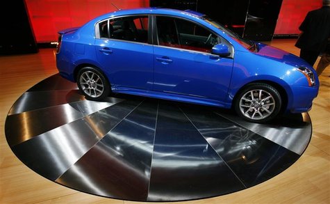 The 2008 Nissan Sentra SE-R is shown at the Los Angeles Auto Show November 29, 2006. REUTERS/Max Morse The 2008 Nissan Sentra SE-R is shown at the Los Angeles Auto Show November 29, 2006. REUTERS/Max Morse