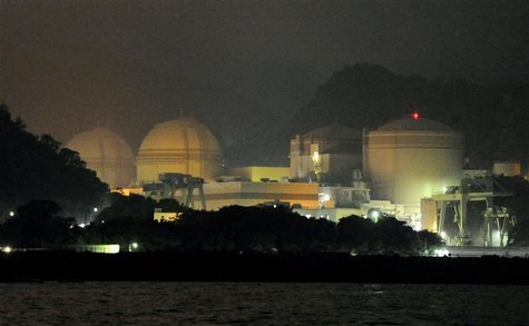 Kansai Electric Power Co's Ohi nuclear power plant No.3 unit (2nd L) is seen in Ohi, Fukui prefecture, in this photo taken by Kyodo July 1, Kansai Electric Power Co's Ohi nuclear power plant No.3 unit (2nd L) is seen in Ohi, Fukui prefecture, in this photo taken by Kyodo July 1,
