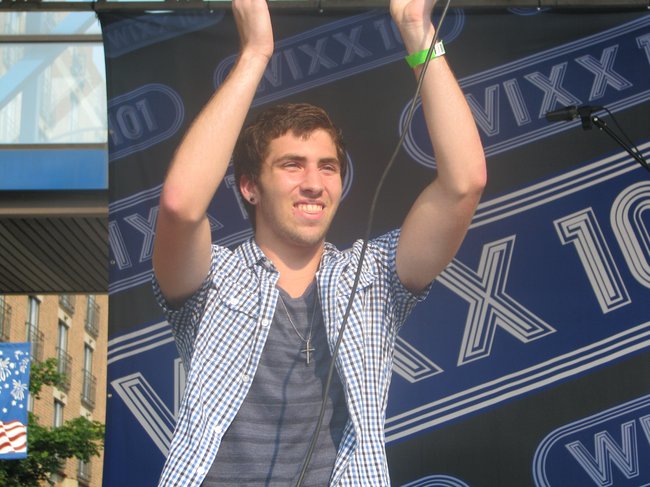 WIXX Factor Contestant :: Travis Voight