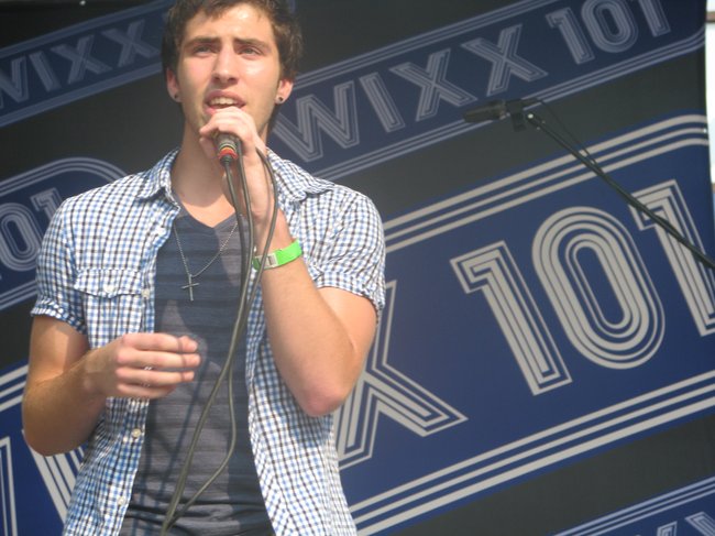 WIXX Factor Contestant :: Travis Voight