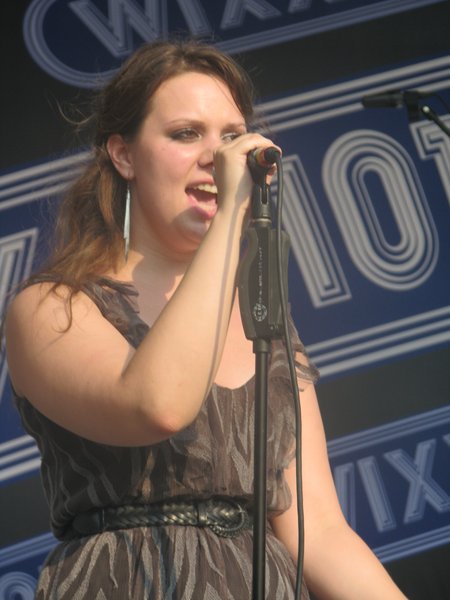 WIXX Factor Contestant :: Allie Madigan