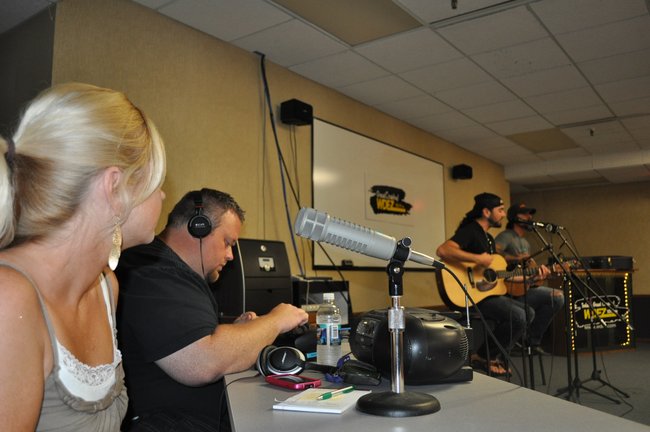 Vanessa Ryan and Bryan Scott running the live broadcast